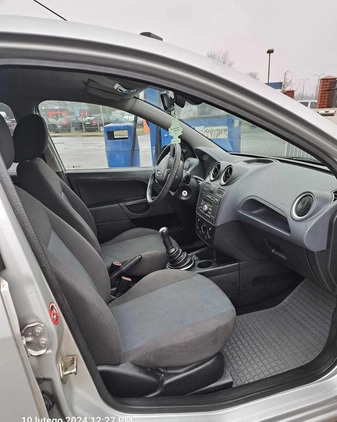 Ford Fiesta cena 5500 przebieg: 310000, rok produkcji 2006 z Kleczew małe 497